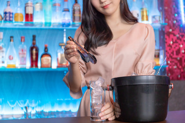 Lounge 狼月