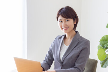 株式会社 E保険プランニング　鹿児島中央支店