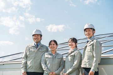 株式会社 TKJ